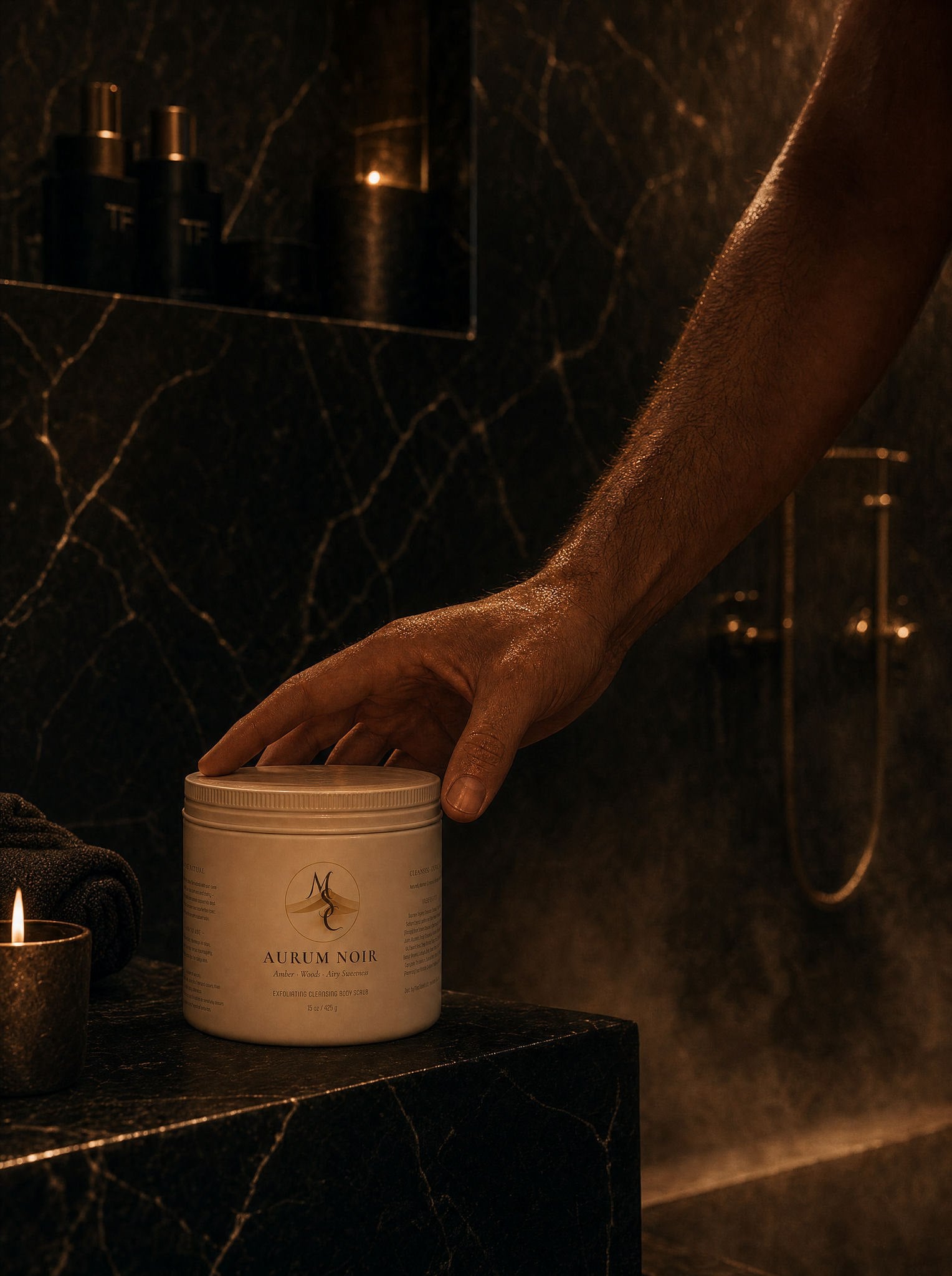 Aurum Noir — Exfoliating Cleansing Scrub